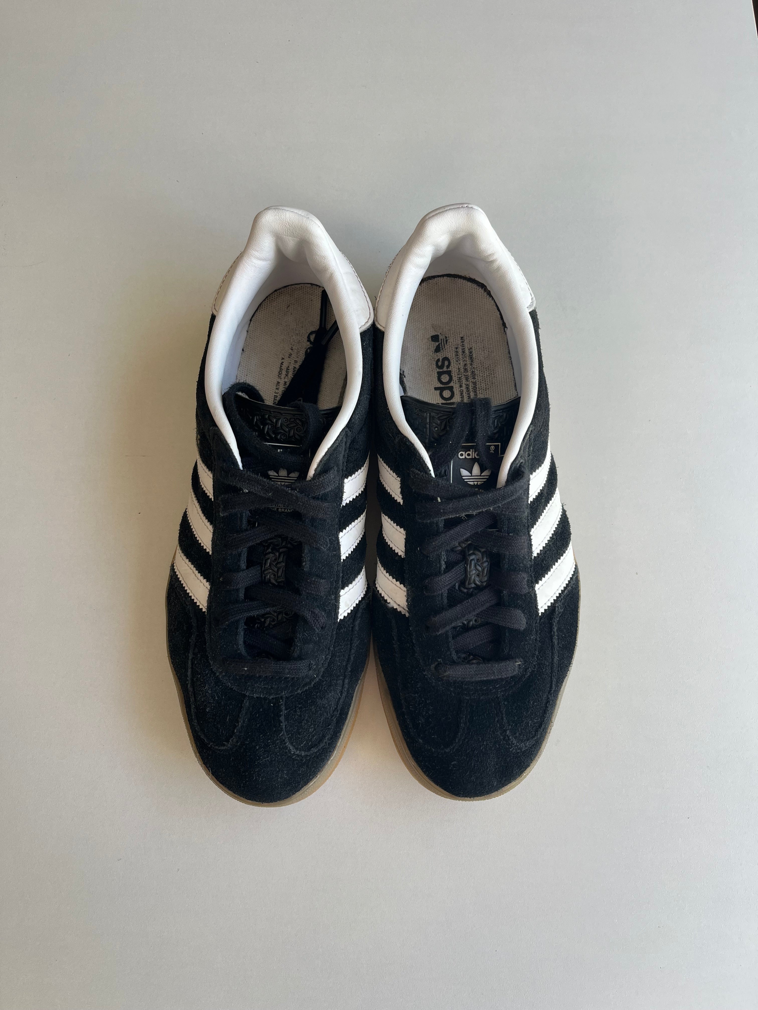 Just Black Suede Care Set